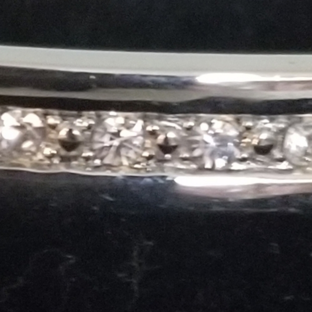 Unisex Silver Link Bracelet With A Decorative Bar Set In Cubic Zirconia Stones - Picture 4 of 5